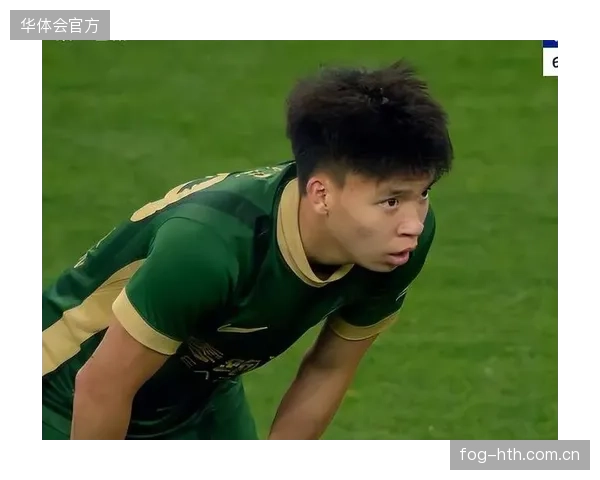 本土年轻前锋王钰栋表现抢眼，已成为浙江队锋线重要一员。